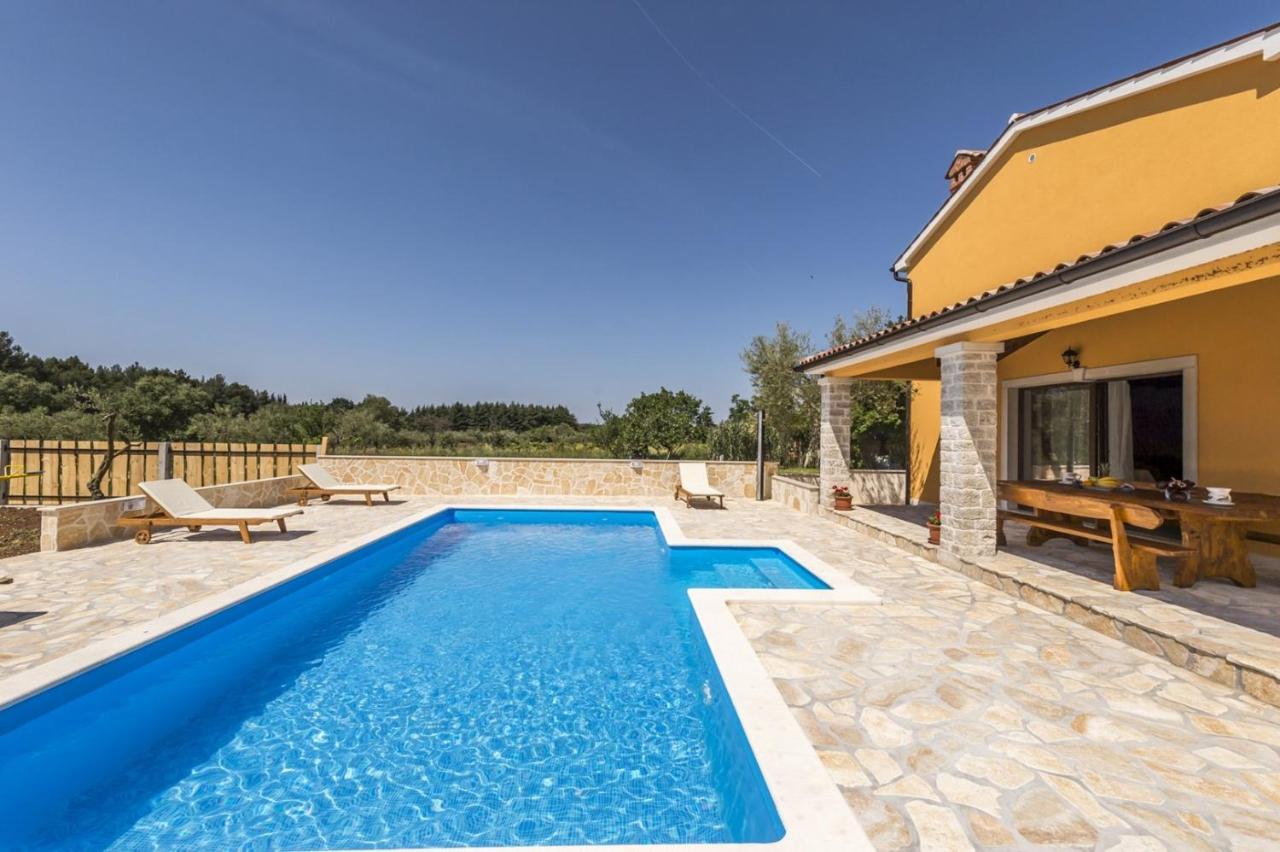 Spacious Four-Bedroom Villa Marija Klostar Kültér fotó
