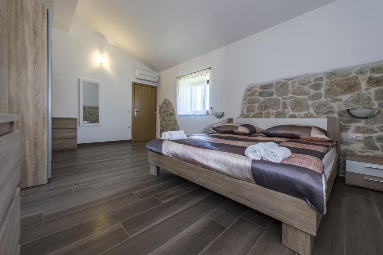 Spacious Four-Bedroom Villa Marija Klostar Kültér fotó